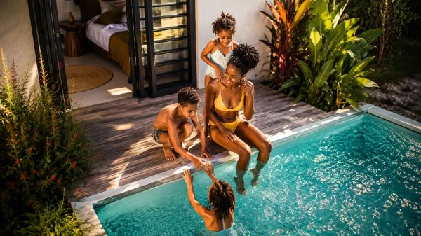 Les bienfaits d une piscine privée en vacances